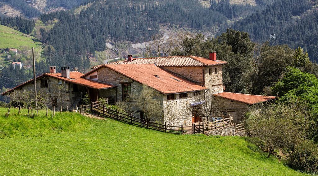 Sosola Baserria Eibar Ngoại thất bức ảnh
